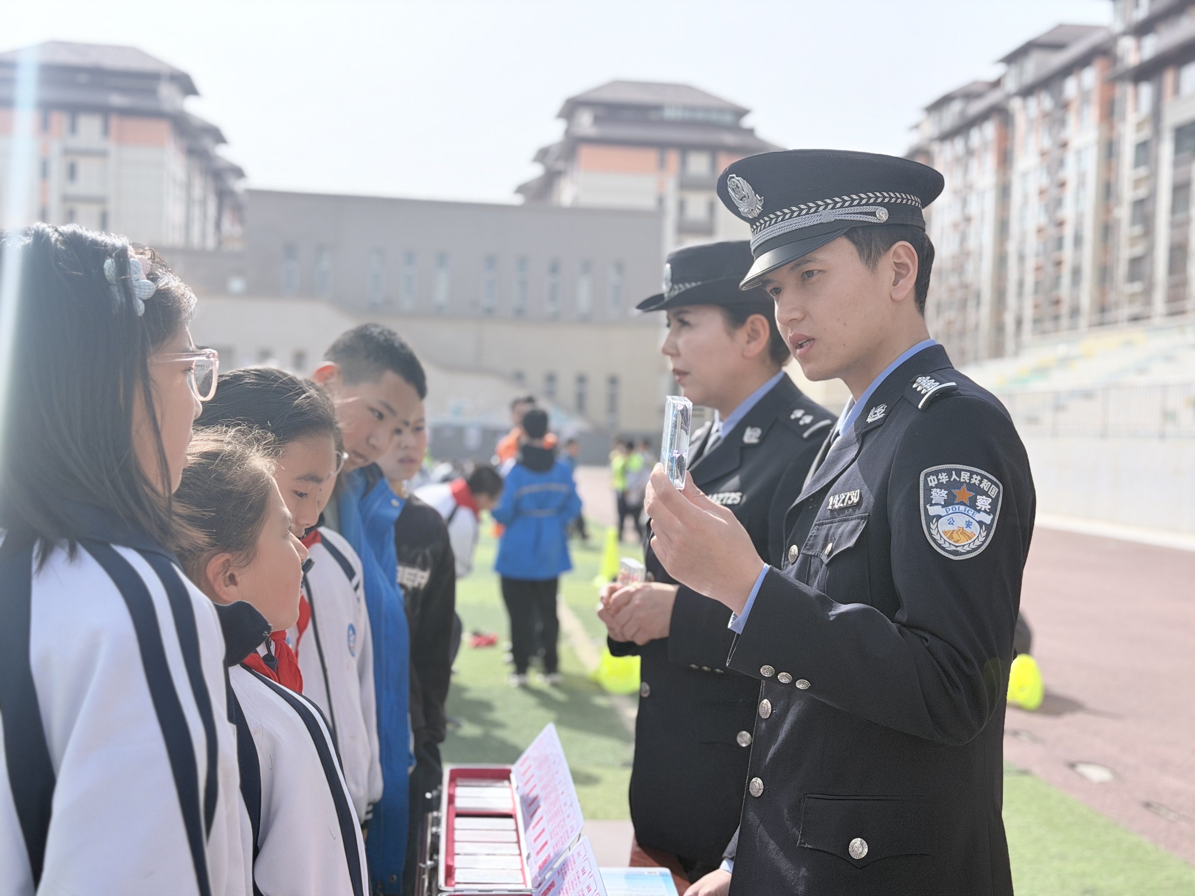 IMG_2016.JPG IMG_2016.JPG