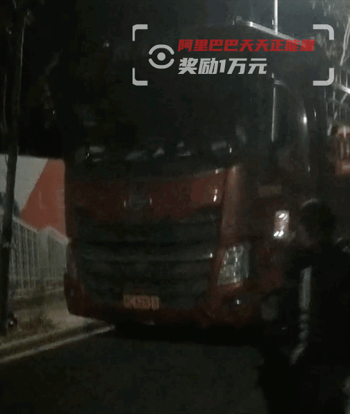 00352561834_a35723ca[1].gif